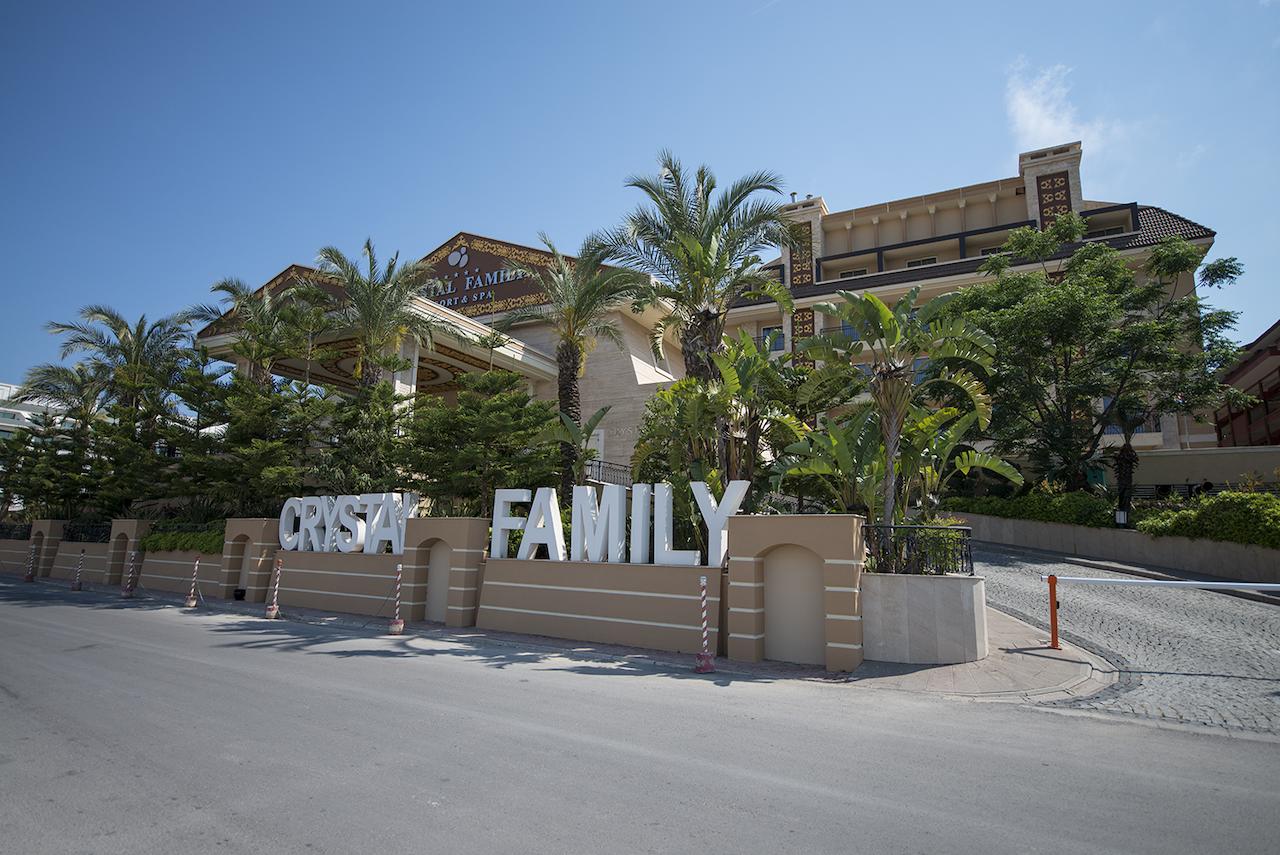 Crystal Family Resort & Spa